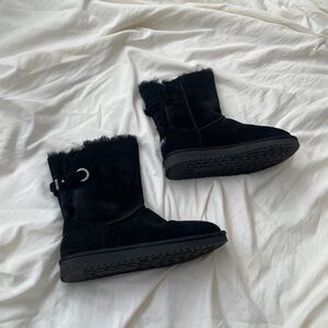 Women's Black Fur-Lined Boots